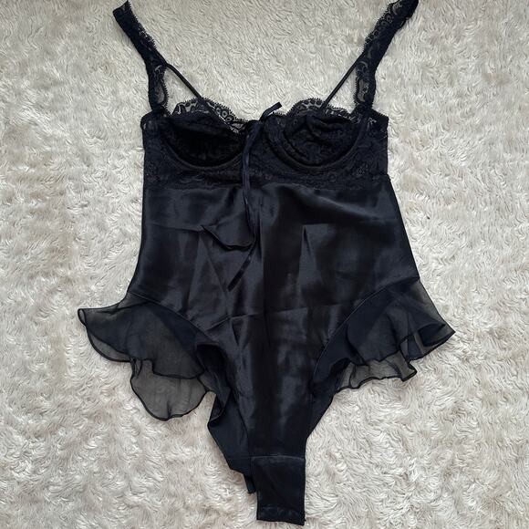 Vtg 90s S Victoria's Secret Vintage Lace and Stain Flutter Teeny Bodysuit Black - Picture 3 of 10